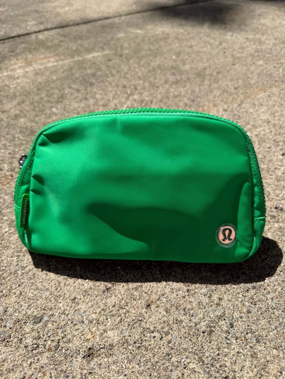 Lululemon Everywhere Belt Bag NWOT 1L Green Nylon
